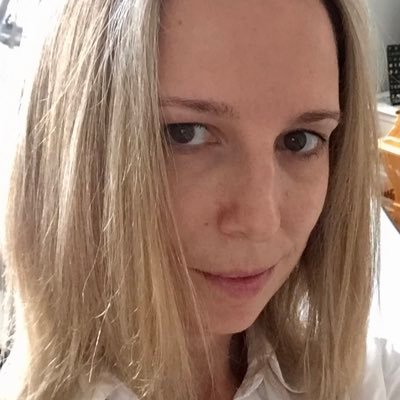 AmyRigby10's profile picture. 