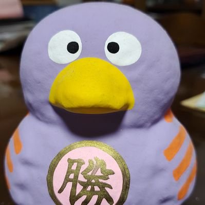 ZX43zV9IV4rOHyH's profile picture. 何が何でも春成。シゲさん推しでもあるのでとても心苦しいけど春成だけは譲れない。ごめんシゲさん💦理想は四獅💞獅子様にもっと光を！圭君千葉君の関係性が大好き😘大昔に成人済。日々ここでの春成民の絵や文章に癒され情報力に助けられてます。感謝🙏