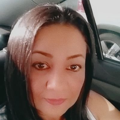 Venezolana, mamada de la tiranía, pero sigo en pie! No sigo, ni permito que me sigan chavistas ni Güaidolovers