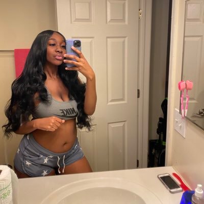 JaylaAriel's profile picture. UNBOTHERED 👅February 16✨