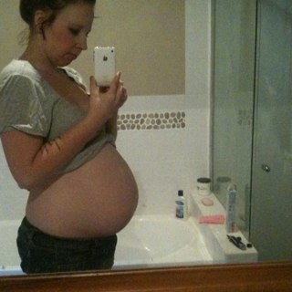 laurawebberxo's profile picture. baby boy due 07/04/11