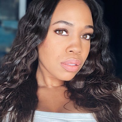 BluTnotes's profile picture. Business Content Creator- Providing the circle of guidance