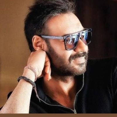 I m die hard fan of Mass Maharaja Ajay Devgn & Rocky bhai Yash