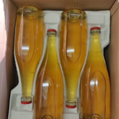 Keeved cider? It’s French. It’s weird. It’s brilliant. Sparkling Scottish cider in a sassy bottle. 🍾#scottishcider #Aberdeenshire