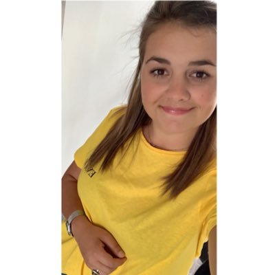 n_vanwild's profile picture. snap : nonocheeee ✌🏼