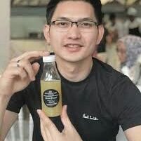 borneeo's profile picture. Disc jokey DJ,shool manajemen