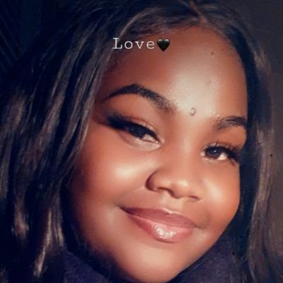 lover. fighter. leader. First gen student. UIUC 23 🧡💙