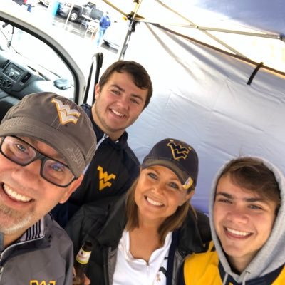 wvmarketingchic's profile picture. Livin’ the dream-doing the best that I can and smiling along the way!  #wife #boymom #wvumom💛💙 #survivor #pinkwarriorsister🎀