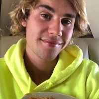 Charly Bieber (@justinshug___) 's Twitter Profile