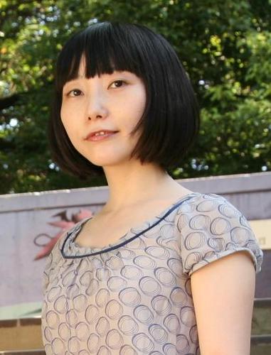 oscmayu's profile picture. 東京生まれ。oscillator（vo）HEADZ/WEATHERよりAL発売。音楽、文学、映画、ダンス、美術、ラジオ愛。食とワインと珈琲。