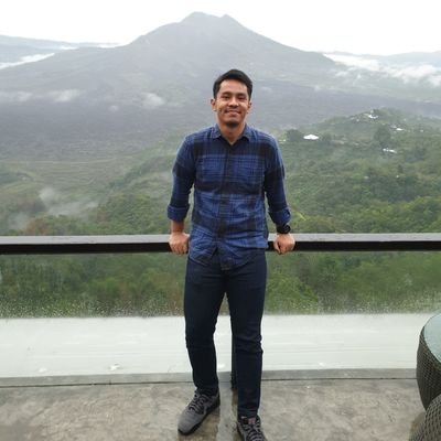 mrevaf's profile picture. 