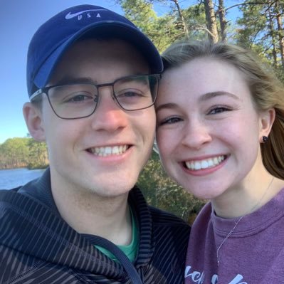 carlee2121's profile picture. no I'm not going to be a nurse