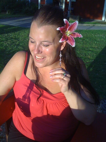 jonacroi's profile picture. bubbly. writer. voluptuous. bilingual. blogger. reluctant housewife. traveller. curious. lively. dexterous. swedish-aussie-irish. loved. dancing queen.