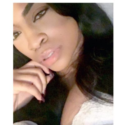 iamreem__'s profile picture. AskLupus🦋💜