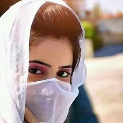 mena Khan
