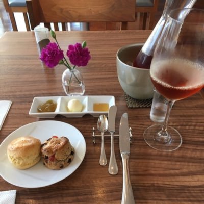 ysk_dghtri's profile picture. 水道橋でじゃんけんをしています。パンダが好きです