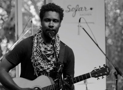 TheoMoonWedding's profile picture. Florida's #1 Wedding Singer