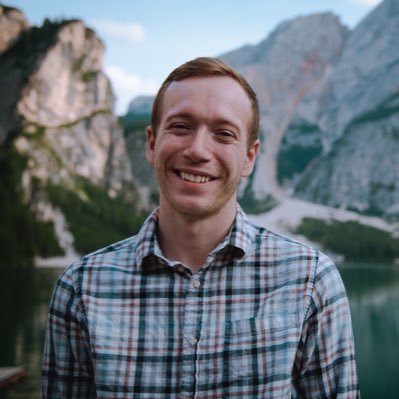 Hi, I’m Joey. I make YouTube videos and self-referential Twitter bios. He/him.