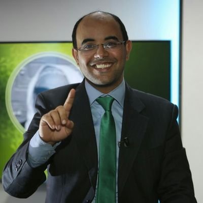 إعلامي باحث في فلسفة الجمال...
وفنان أبحث في عالمي عن الإنسان...
شعاري في الحياة الحب و الرحمة والسماحة...