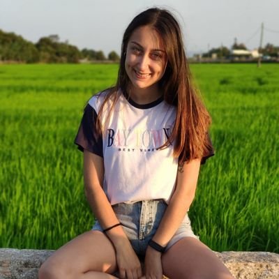 GemaGimenoBlnco's profile picture. No tenemos edad de quedarnos con las ganas. 
Instagram: @gemagimenoblnco