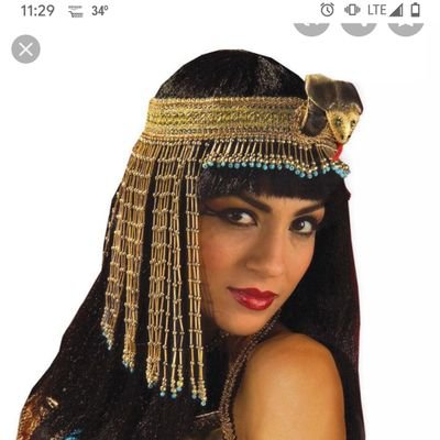 ElsieaJ's profile picture. I am a writer, reader, teacher and cook. I'm happiest when I'm outside letting my creativity flow.