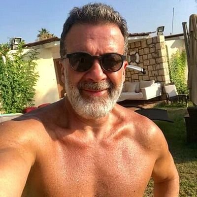 Franckd05445603's profile picture. Je suis simple j'aime les enfants