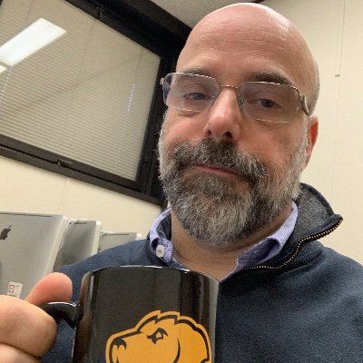 Academic, international education professional, scholarship advisor, marathon runner, and a man who loves to cook and hates to see his passport get dusty.