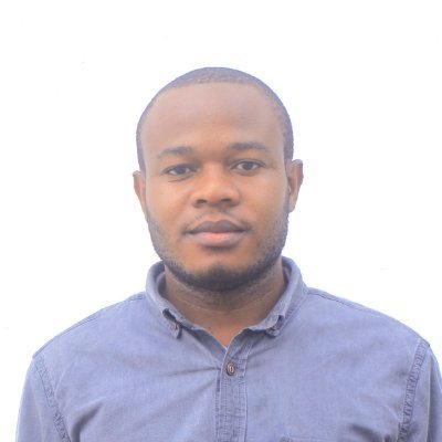 Médecin, Entrepreneur social et leader, Coach, Graphiste digital, expert en réseau sociaux