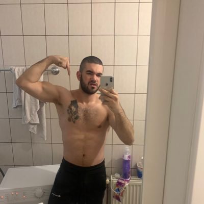 💰Cash Master 💰| 🐺Alpha🐺 | #GangRape | 186cm | RealMale 💪🏼| (verification on dm if needed) | skype mastermaks101 | #findom #paypig #cashmaster