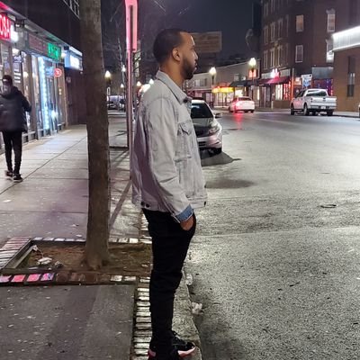 ArleenReynoso1's profile picture. 