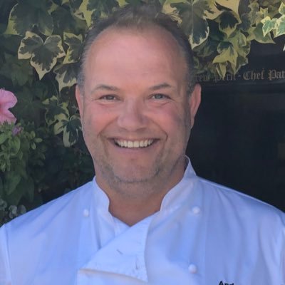 Chef & purveyor of mayhem !Owner of 6 nippers,3 Catey's,1 Michelin Star for15yrs @thestaratharome, @starinnthecity, @pernshire, @MrPsTavern @HarbourStarInn