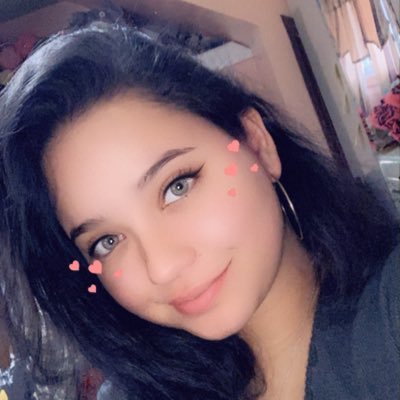 CelisStitch's profile picture. Handmade knitting and crochet accessories DM for info ❤️.