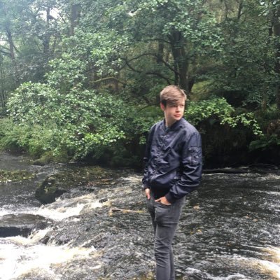 25 ⚽️🎾 Lefty|THFC Season Ticket Holder|OUFC|Politics Graduate @kingscollegelon|