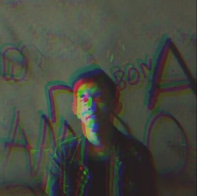 orang ini malas,tidak ada apa apa,
menulis hanya tentang keresahan yang ada.