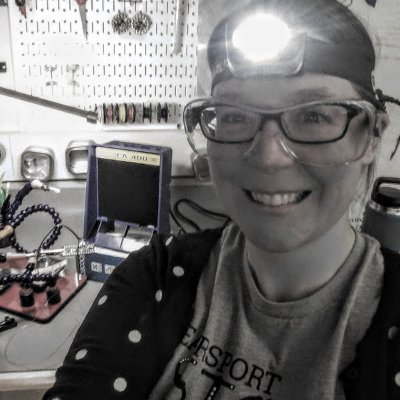 Technology Integrator, Makerspace advisor, Humanities teacher. Supporting students to connect to the world and be creators rather than consumers (she/her)