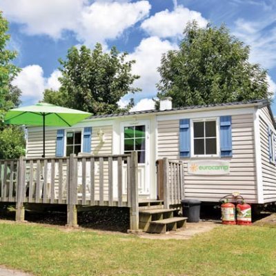 Finding you all the best campsites in France for an enjoyable holiday at https://t.co/Rr4VDvMECM - mobile homes - tents - caravans - tweets by Jen !