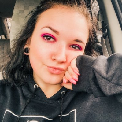 maddysweens_'s profile picture. leave me alone