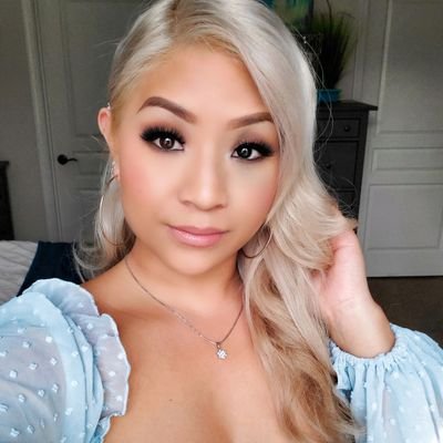 BeautyJournalXO's profile picture. 