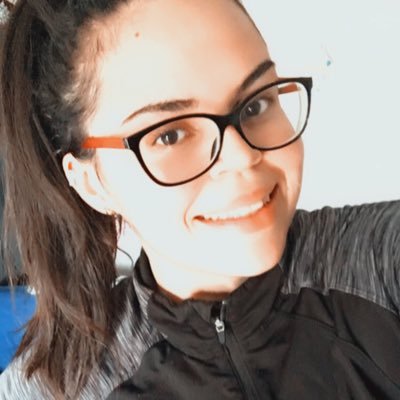 Arlenes_fitlife's profile picture. Mom of 3 + Wife 💕 Health Coach  🍑 Blogger ▪️ Runner + Fitness Obsessed