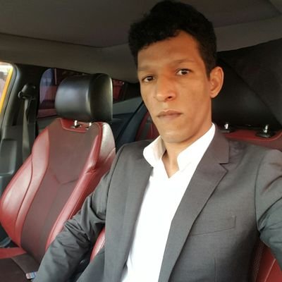المهنة تاجر
مهتم بالشأن العام
لا أنتمي لأي حزب سياسي وإنما أنتمي إلى وطني
أحب الخير للجميع