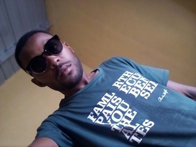 JohnHjhonaik's profile picture. 