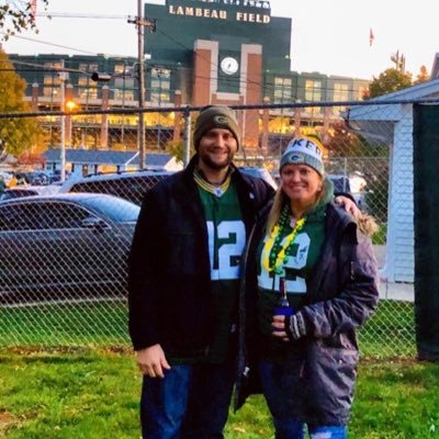 VP, Events & Stage Production. Sports & music lover in Chi-Town. @ballstate PR grad 🔴🏊🏼‍♀️⚪️ #gopackgo 🏈💚💛#whitesox 🖤⚾️ #onwisconsin Tweets are my own.