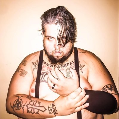 BarefootBruiser's profile picture. Father. Husband. Wrestler. Pokémon God!