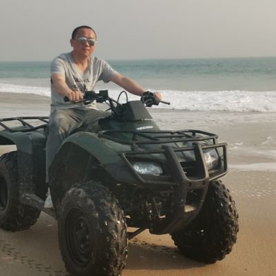 LXuebin's profile picture.