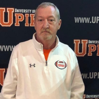 Husband, Dad, Equipment Coordinator for UPike Football. Get back coach.