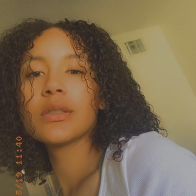Adding new chapters to my story everyday⚓️🙏🏽
Got my angels watching over me💜🙇🏽♀️😔
♌️🤍🍯