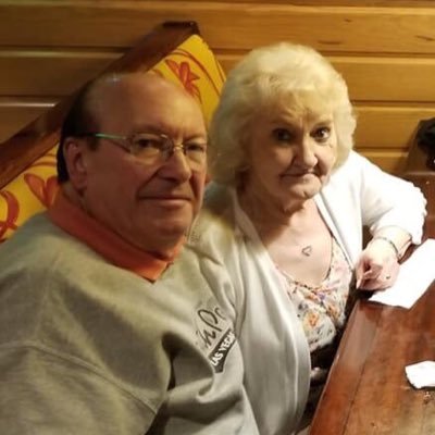 Wife, Mom, Grandma, Nana, Conservative, Trump 💯. #MAGA. #Patriot. 🚫DMs, DO NOT ELECT Democrats for NV Legislature, Support NV Governor Joe Lombardo