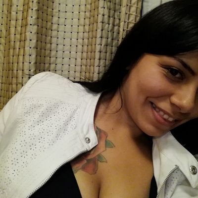 Carolinaadelah1's profile picture. 🌼