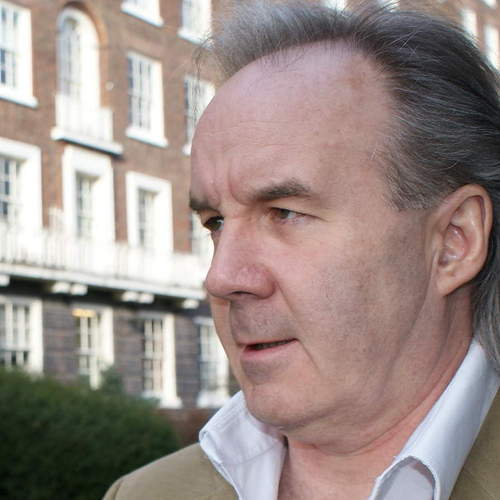 Berlin property Expert selling 8%+ Net Income, Fulham Fan, Dad of 4 married to super woman http://t.co/yg8FJSWagu