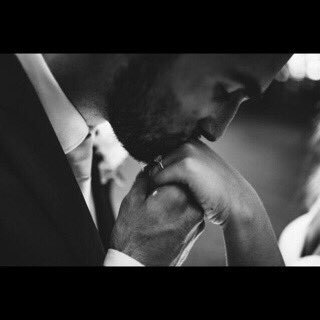 f4oztXqISdpY2uI's profile picture. ‏‏‏‏‏‏ﻭ ﻟﻴﺸﻬﺪ ﺍﻟﻜﻮﻥ .. ! ﺃﻧﻲ ﺃﺣﺒﻚِ , ﻭ ﺃﻛﺮﻩُ ﻏﻴﺎﺑﻚِ , ﻭ ﺃﻏﺎﺭُ ﻣِﻦ ﻛُﻞ ﻣَﺎ ﺣﻮﻟﻚ !!♥